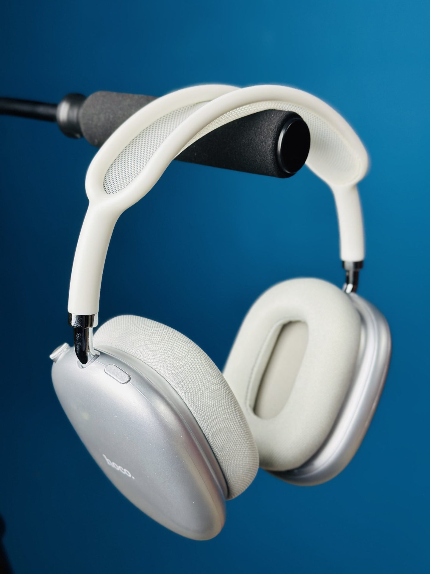 hoco.- W55 wireless headphones