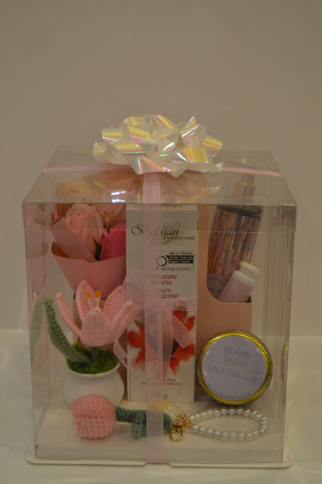 Gift Box - 01 (Customizable)