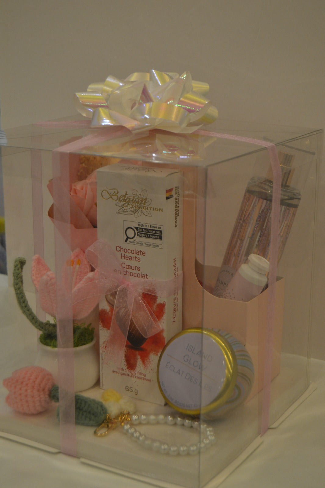 Gift Box - 01 (Customizable)