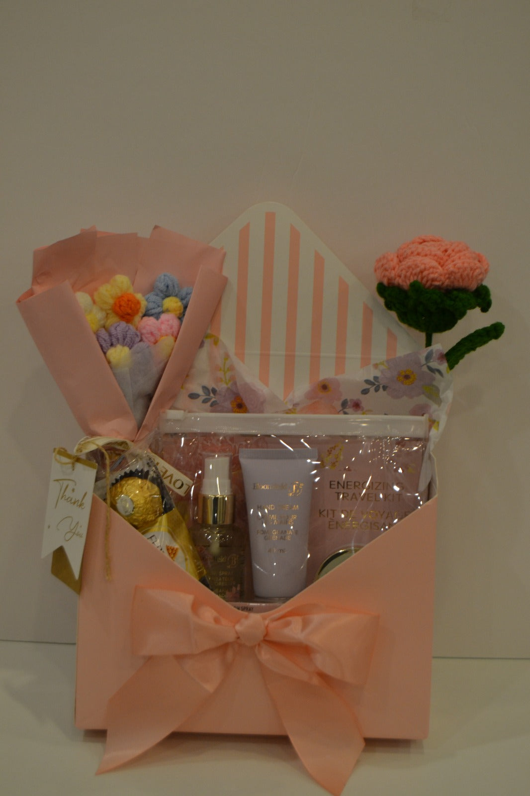 Gift Box - 02 (Customizable)