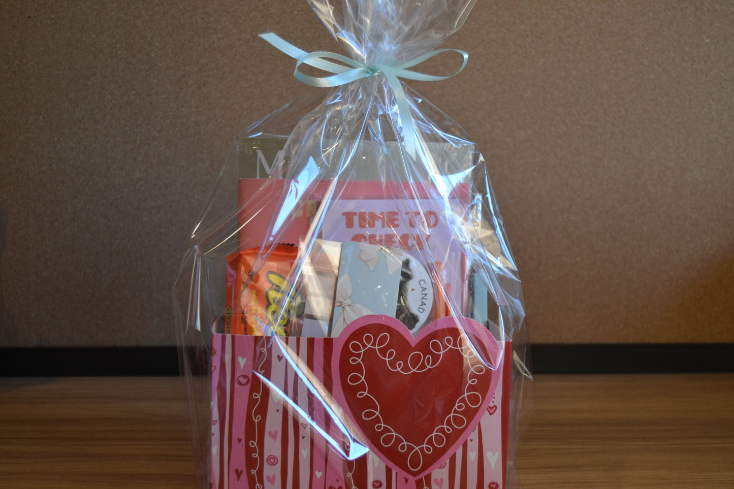 Gift Box - 05 (Customizable)