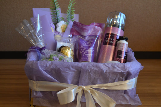 Gift Basket - 01 (Customizable)