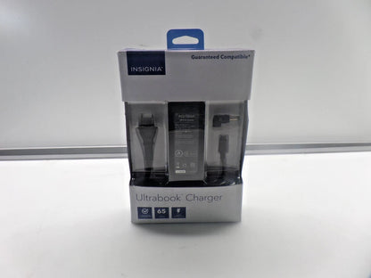 Insignia 65W Universal Ultrabook Laptop Charger